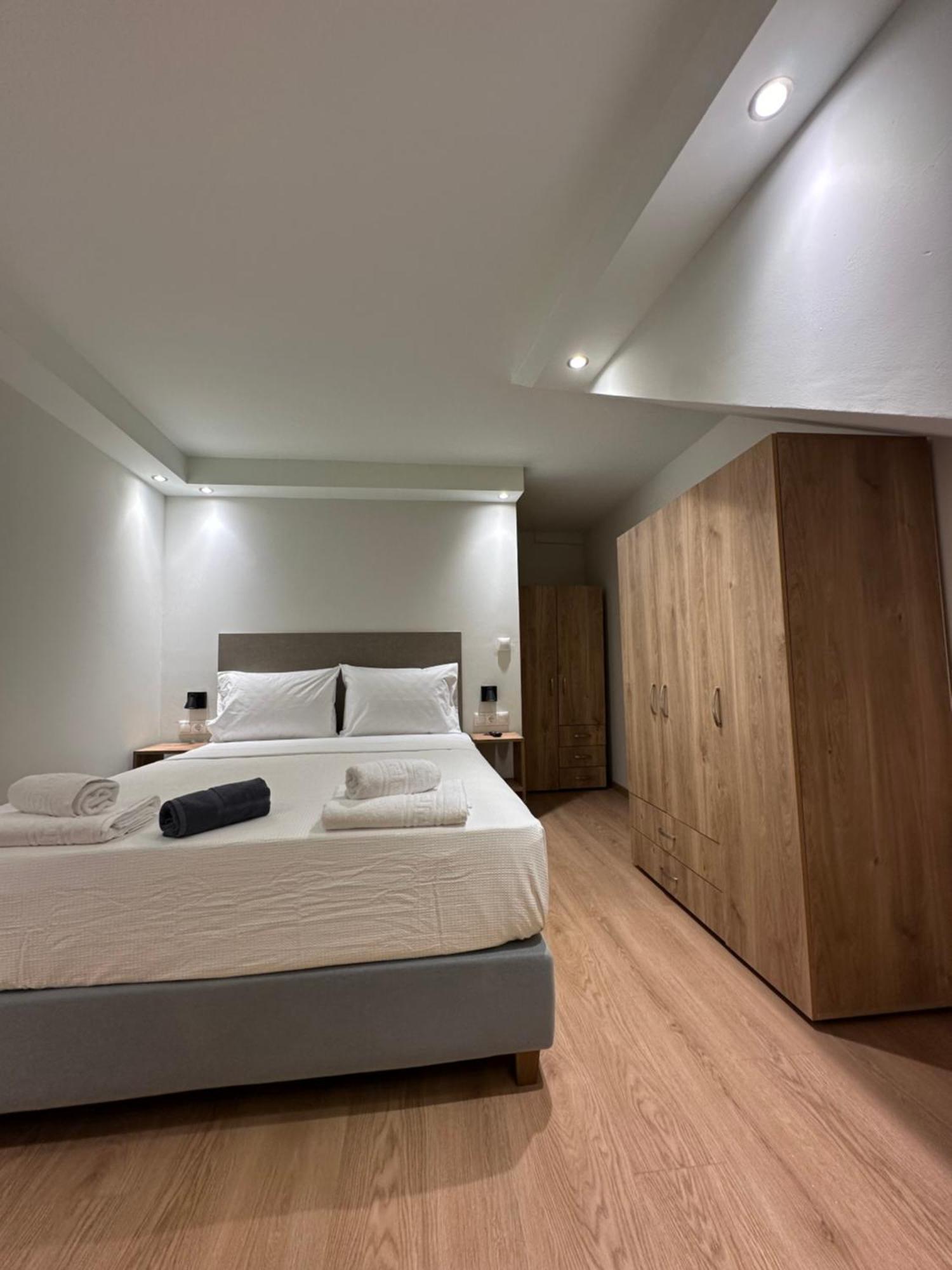 Q Rocco Apartments, Corfu Town Екстер'єр фото